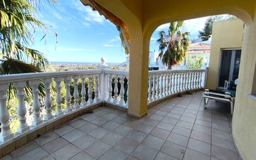 Property slide 21