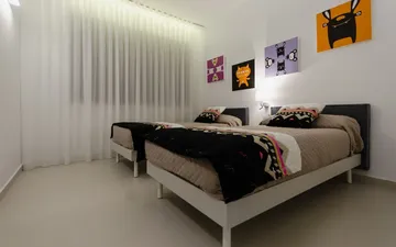 Property slide 32