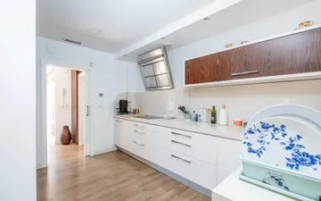 Property slide 22