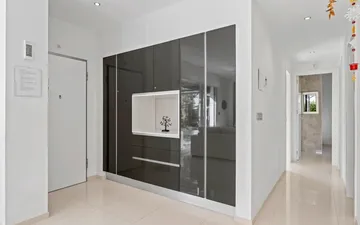 Property slide 10