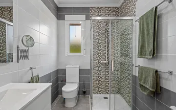 Property slide 21