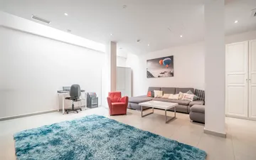 Property slide 20