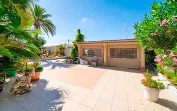 Property slide 25
