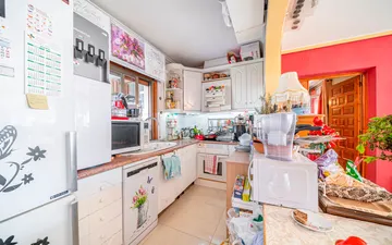 Property slide 40