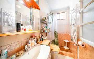 Property slide 44
