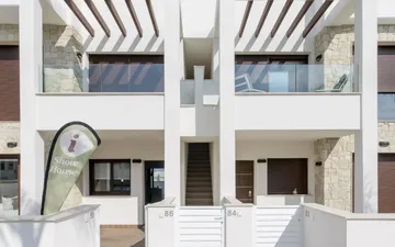 Property slide 32