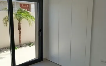 Property slide 48
