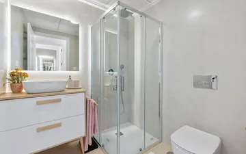 Property slide 32