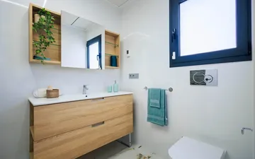Property slide 16