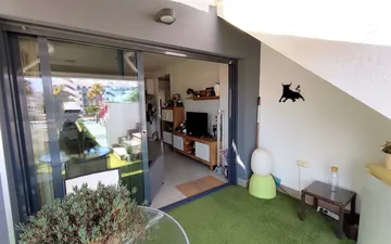 Property slide 19
