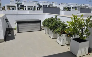 Property slide 32