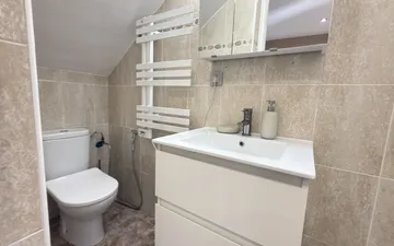 Property slide 22