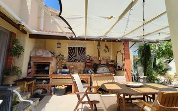 Property slide 40