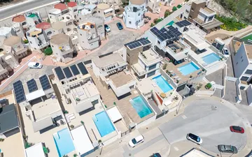 Property slide 32