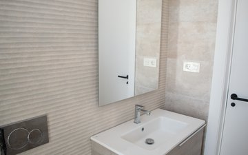 Property slide 21