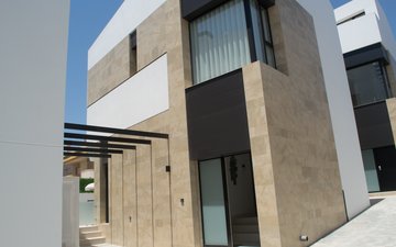 Property slide 39