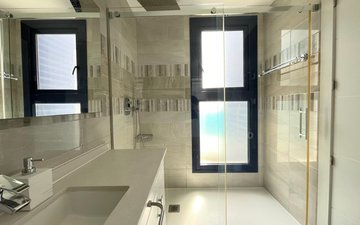 Property slide 25
