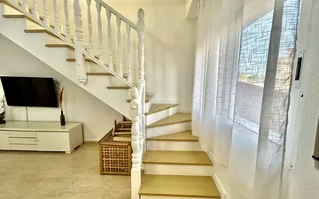 Property slide 16