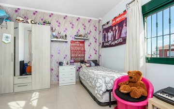 Property slide 20