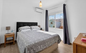 Property slide 10