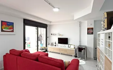 Property slide 16