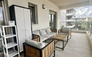 Property slide 30
