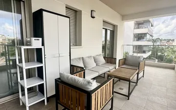 Property slide 31