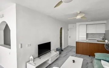 Property slide 15