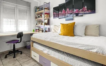 Property slide 25