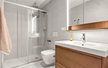 Property slide 20