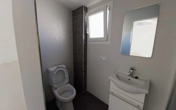 Property slide 14
