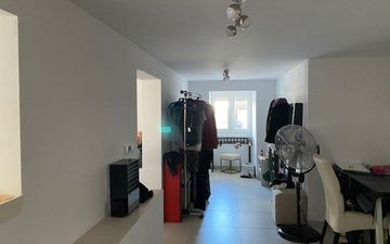 Property slide 21