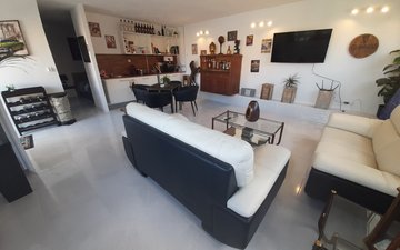 Property slide 40