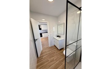 Property slide 22