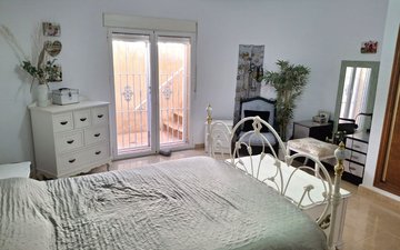 Property slide 10