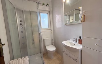 Property slide 31