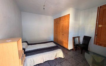 Property slide 14