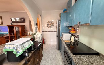 Property slide 25