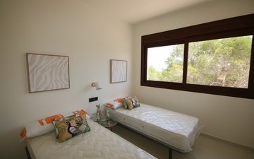 Property slide 18