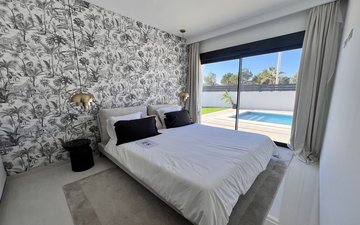 Property slide 21