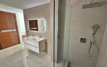 Property slide 25