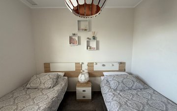 Property slide 10
