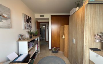 Property slide 21