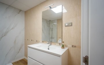 Property slide 21