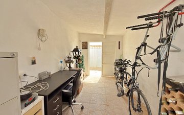 Property slide 17