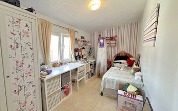 Property slide 23