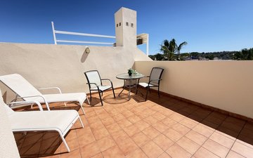 Property slide 20