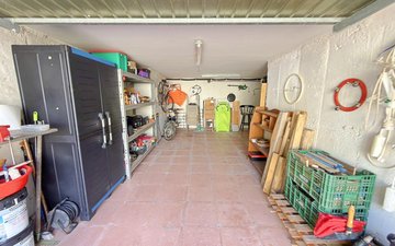 Property slide 28