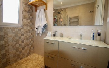 Property slide 19
