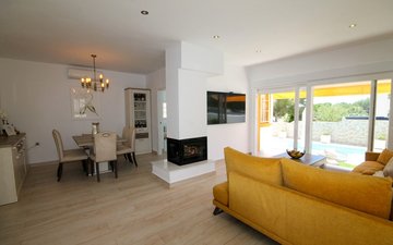 Property slide 6